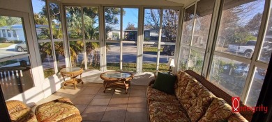 Come settle down in comfort and relaxation in a lovely