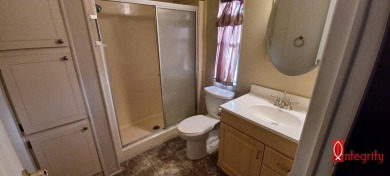 Come settle down in comfort and relaxation in a lovely