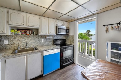 Welcome to Deerfield Beach Gardens! This 3rd-floor, beautifully