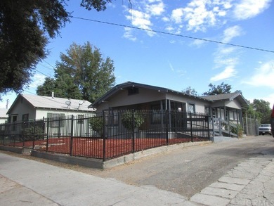 BACK ON THE MARKET !! BUYER UNABLE TO PERFORM!! 
Ideal uses: