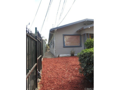 BACK ON THE MARKET !! BUYER UNABLE TO PERFORM!! 
Ideal uses: