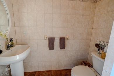 Move right into this Light & Bright 3 Bedroom + Den & Office