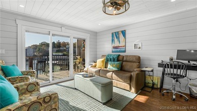 Completely Remodeled, Feels like you are sitting on the water