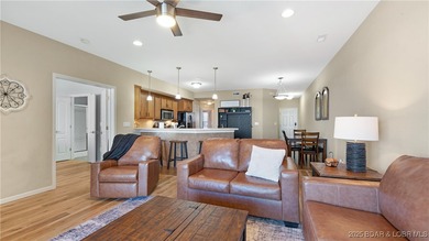 EXCLUSIVE COMPLEX and INCREDIBLE LOCATION - This beautiful top