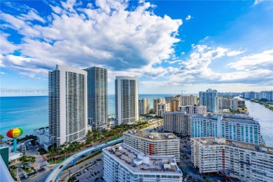 PRICED TO SELL- MOTIVATED SELLER! Stunning 2 bed / 2 bath CORNER