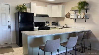 The Complete Condo Package ~ Now Even Better! This charming