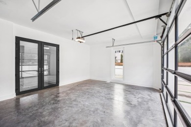 This remarkable contemporary residence on prestigious Murray