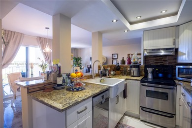 BEAUTIFUL 2 BEDROOM , 2 BATHROOM
Spacious and bright unit