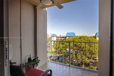 BEAUTIFUL 2 BEDROOM , 2 BATHROOM
Spacious and bright unit