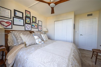 BEAUTIFUL 2 BEDROOM , 2 BATHROOM
Spacious and bright unit