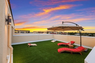 Unobstructed Tampa Bay views, sunsets from your rooftop deck