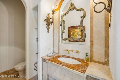 Enjoy the Island life ! Move-in-ready executive pool home: 4brs