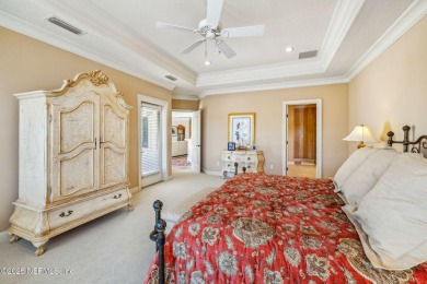 Enjoy the Island life ! Move-in-ready executive pool home: 4brs