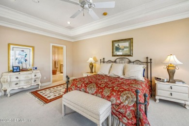 Enjoy the Island life ! Move-in-ready executive pool home: 4brs