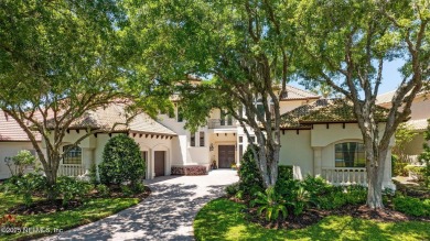 Enjoy the Island life ! Move-in-ready executive pool home: 4brs