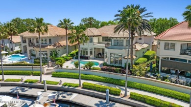 Enjoy the Island life ! Move-in-ready executive pool home: 4brs