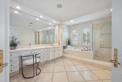 Perfectly situated just two blocks from the world-renowned