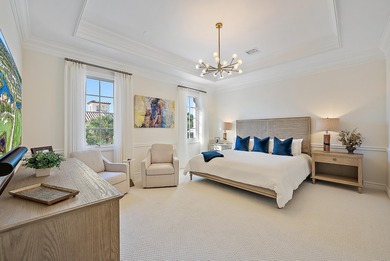 Perfectly situated just two blocks from the world-renowned