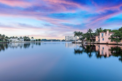 Perfectly situated just two blocks from the world-renowned