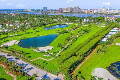 Perfectly situated just two blocks from the world-renowned