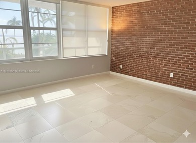 SELLER MOTIVATED. AMAZING VALUE! Renovated bathrooms, in-unit
