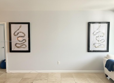 SELLER MOTIVATED. AMAZING VALUE! Renovated bathrooms, in-unit