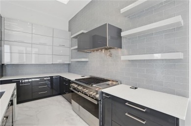 Panoramic Gulf & Sand views - 2022 Build- ELEVATED - GULF FRONT