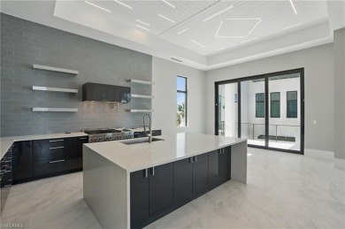 Panoramic Gulf & Sand views - 2022 Build- ELEVATED - GULF FRONT