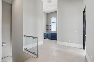 Panoramic Gulf & Sand views - 2022 Build- ELEVATED - GULF FRONT