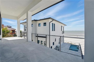 Panoramic Gulf & Sand views - 2022 Build- ELEVATED - GULF FRONT