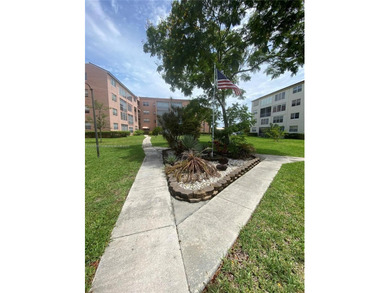 Fantastic and spacious  one bedroom, one- bathroom unit with a