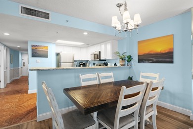 Gorgeous one of a kind top-floor penthouse with a beach view