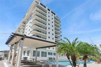 Experience the South Florida lifestyle in this stunning 2 bed/2