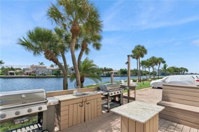 Experience the South Florida lifestyle in this stunning 2 bed/2