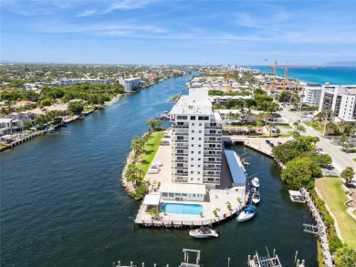 Experience the South Florida lifestyle in this stunning 2 bed/2