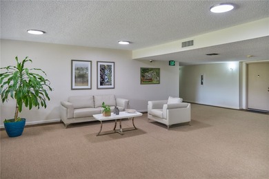 !! BUYER INCENTIVE AND PRICE REDUCTION!!  BEAUTIFUL SPLIT