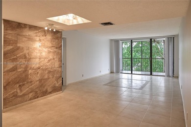 !! BUYER INCENTIVE AND PRICE REDUCTION!!  BEAUTIFUL SPLIT