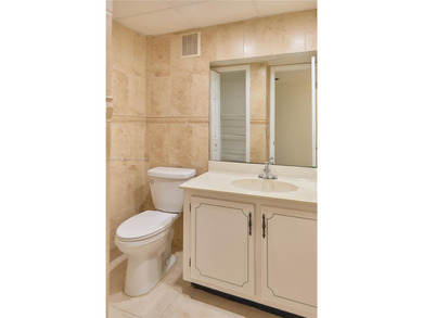 !! BUYER INCENTIVE AND PRICE REDUCTION!!  BEAUTIFUL SPLIT