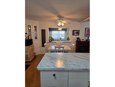 Looking for a place to call home? Look no further ! This 2/2 is