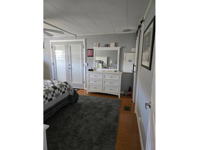 Looking for a place to call home? Look no further ! This 2/2 is