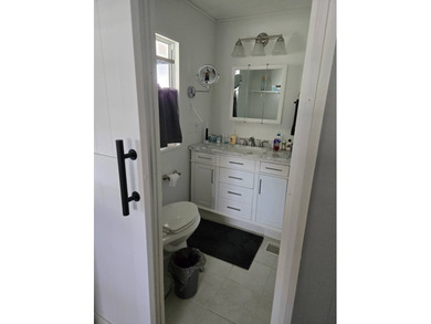 Looking for a place to call home? Look no further ! This 2/2 is