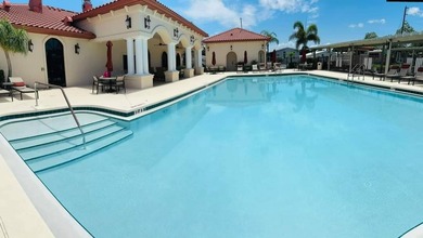 Looking for a place to call home? Look no further ! This 2/2 is