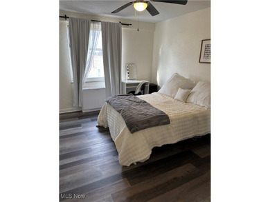 Welcome to the Lakewood Gold Coast Lifestyle! Experience