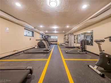 Welcome to the Lakewood Gold Coast Lifestyle! Experience