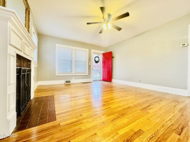 Price Improved. Move in ready just in time for the holiday