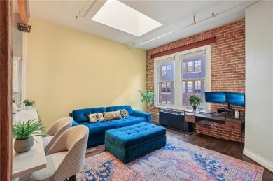 Live in the heart of Kansas City's Garment District at the