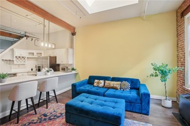 Live in the heart of Kansas City's Garment District at the