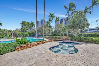 Excepcional opportunity in Mystic Pointe , Aventura city. Corner