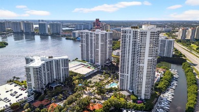 Excepcional opportunity in Mystic Pointe , Aventura city. Corner