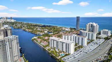 Excepcional opportunity in Mystic Pointe , Aventura city. Corner